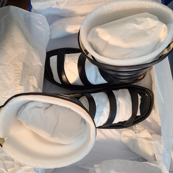 Stuart Weitzman Gala Lift Tall Sandal US 8.5 Wide BNIB - Picture 2 of 5